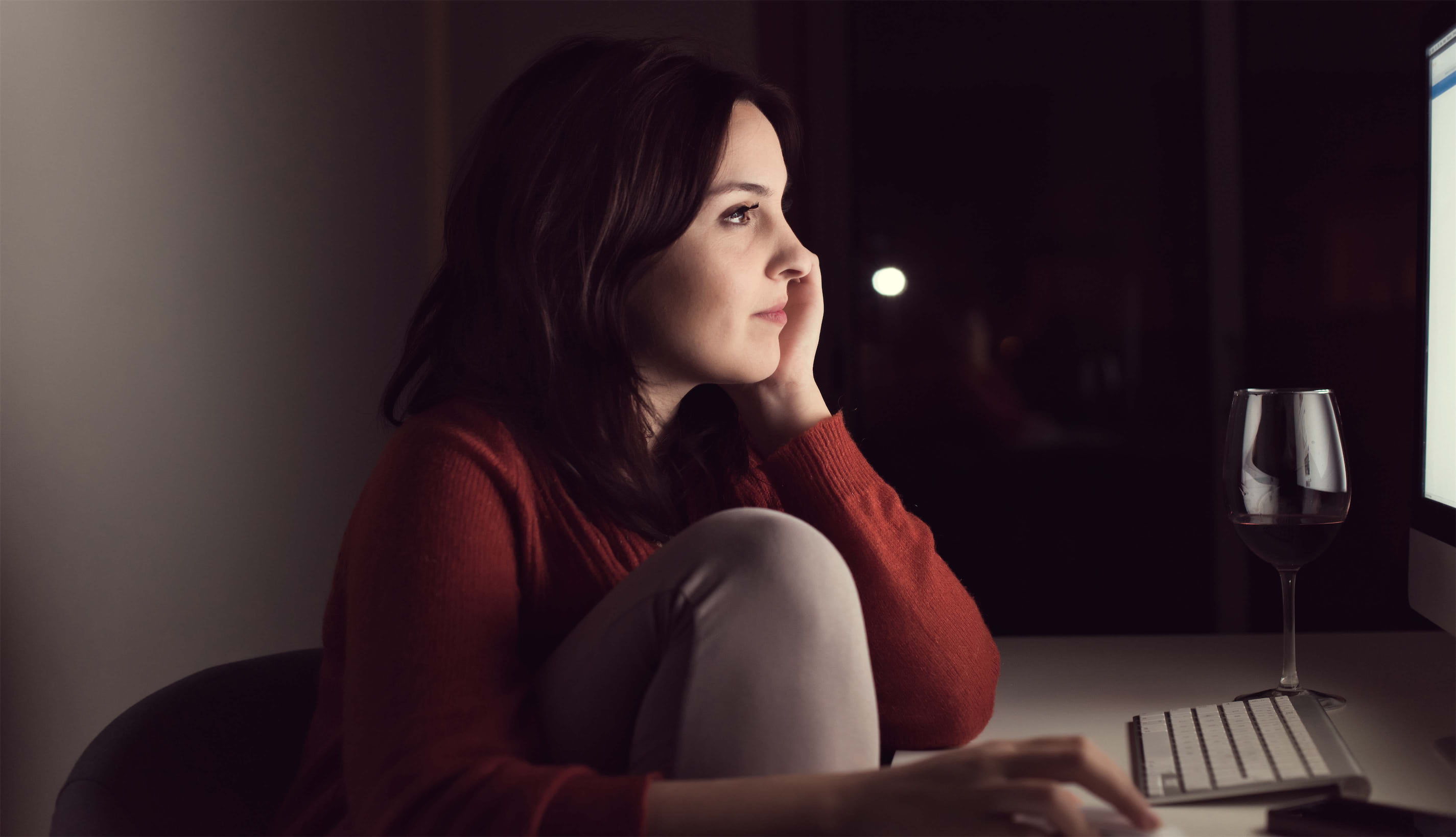 Woman on desktop