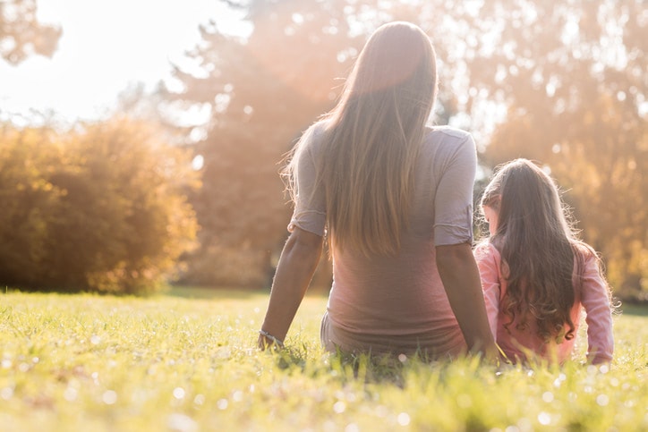 mom-and-daughter-hair