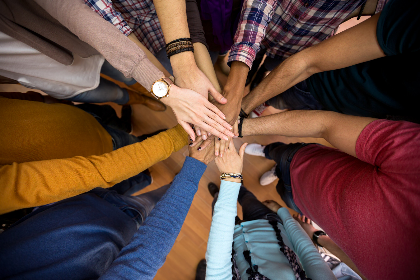 Joyce Marter Blog teamwork hand symbol
